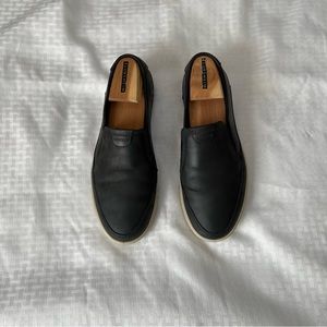 ECCO Mens Black Soft Leather Slip On Casual Sneakers Size 8-8 1/2 USA Size 42 EU